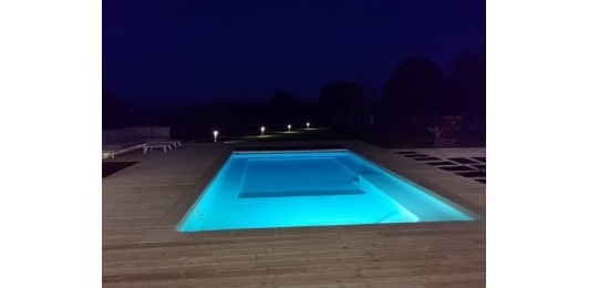 Paysagiste-pays-basque-vue-piscine-nuit